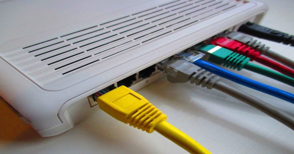 What-is-an-Ethernet-frame-Definition-,- structure-,-and- variants